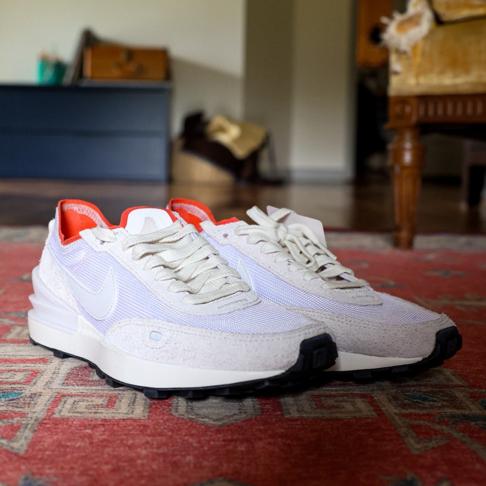 NIKE WOMENS WAFFLE ONE VINTAGE